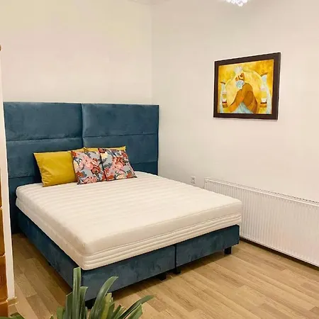 Platanos Apartman Tata Exterior foto